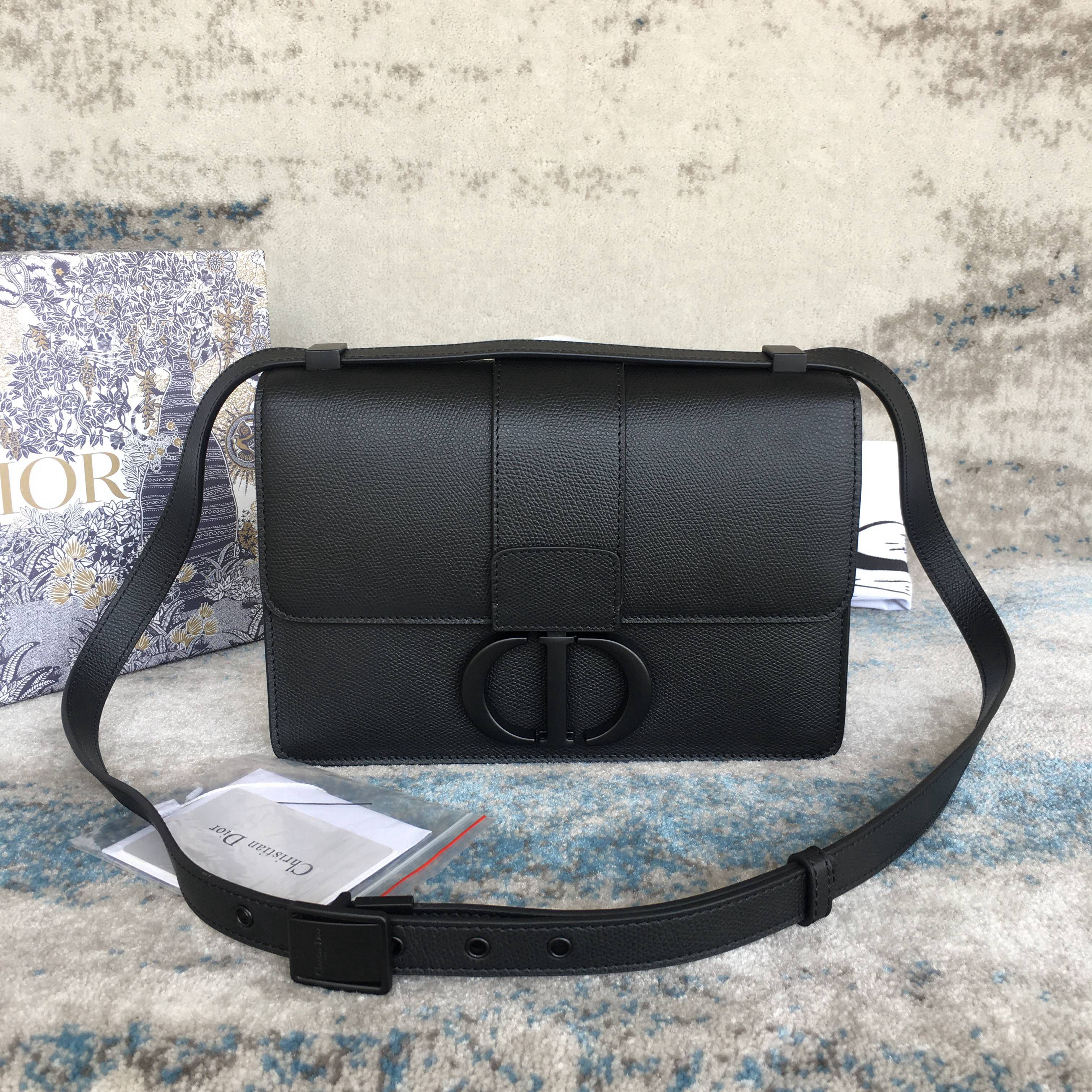 Dior 30 MONTAIGNE CALFSKIN BAG