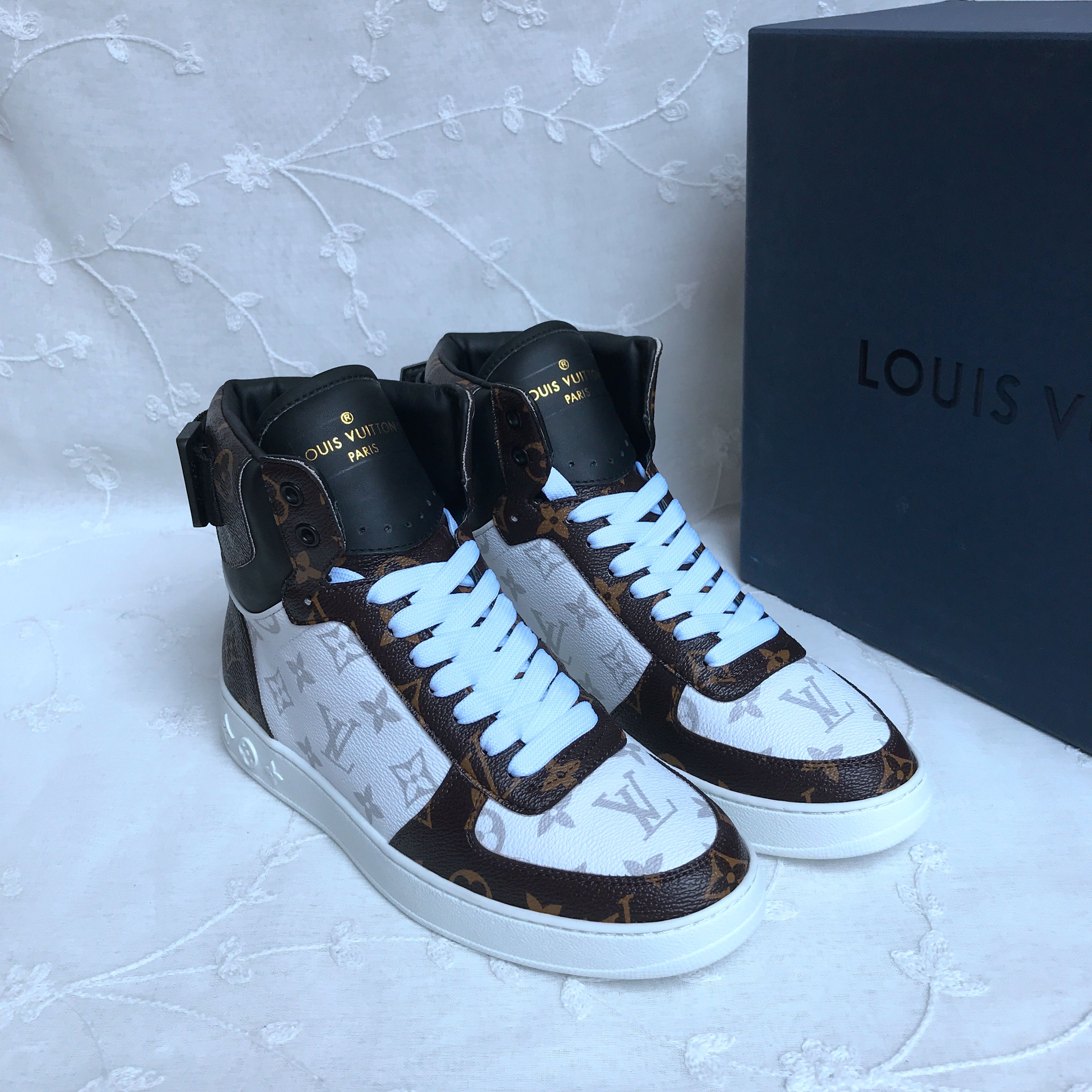 LV Casual Shoes 452180