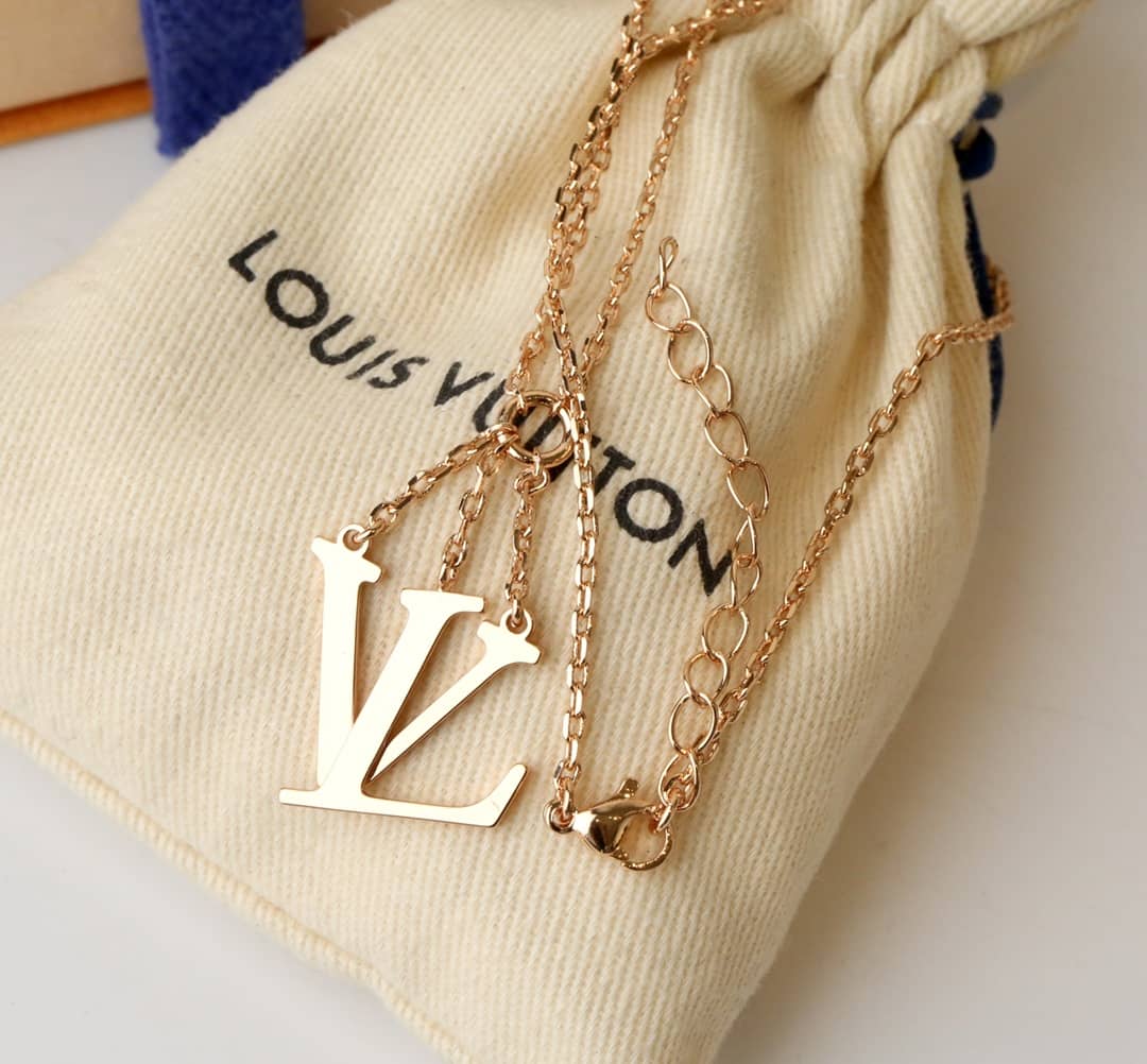 Louis Vuitton Necklace First Copy