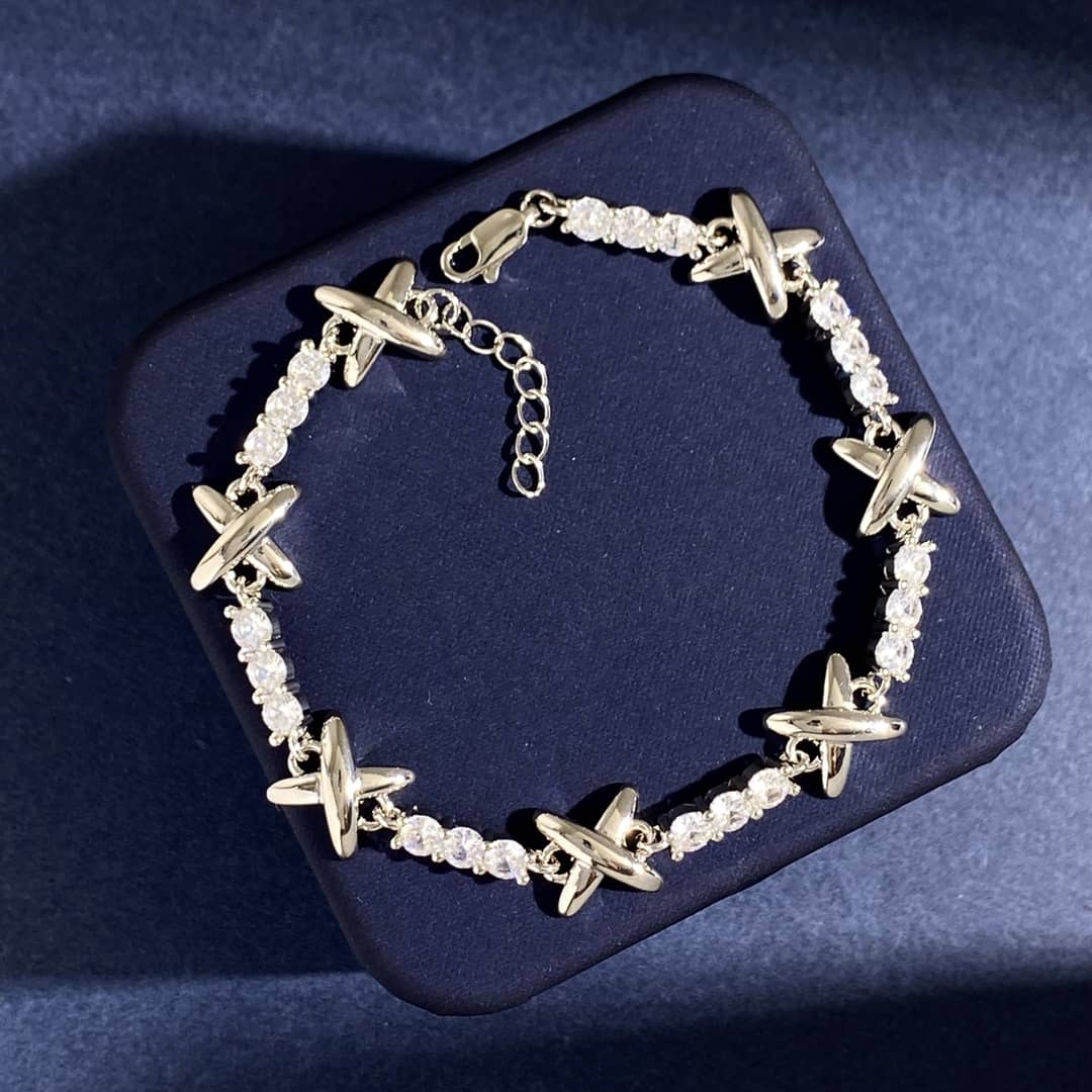 7 Star Louis Vuitton Bracelet