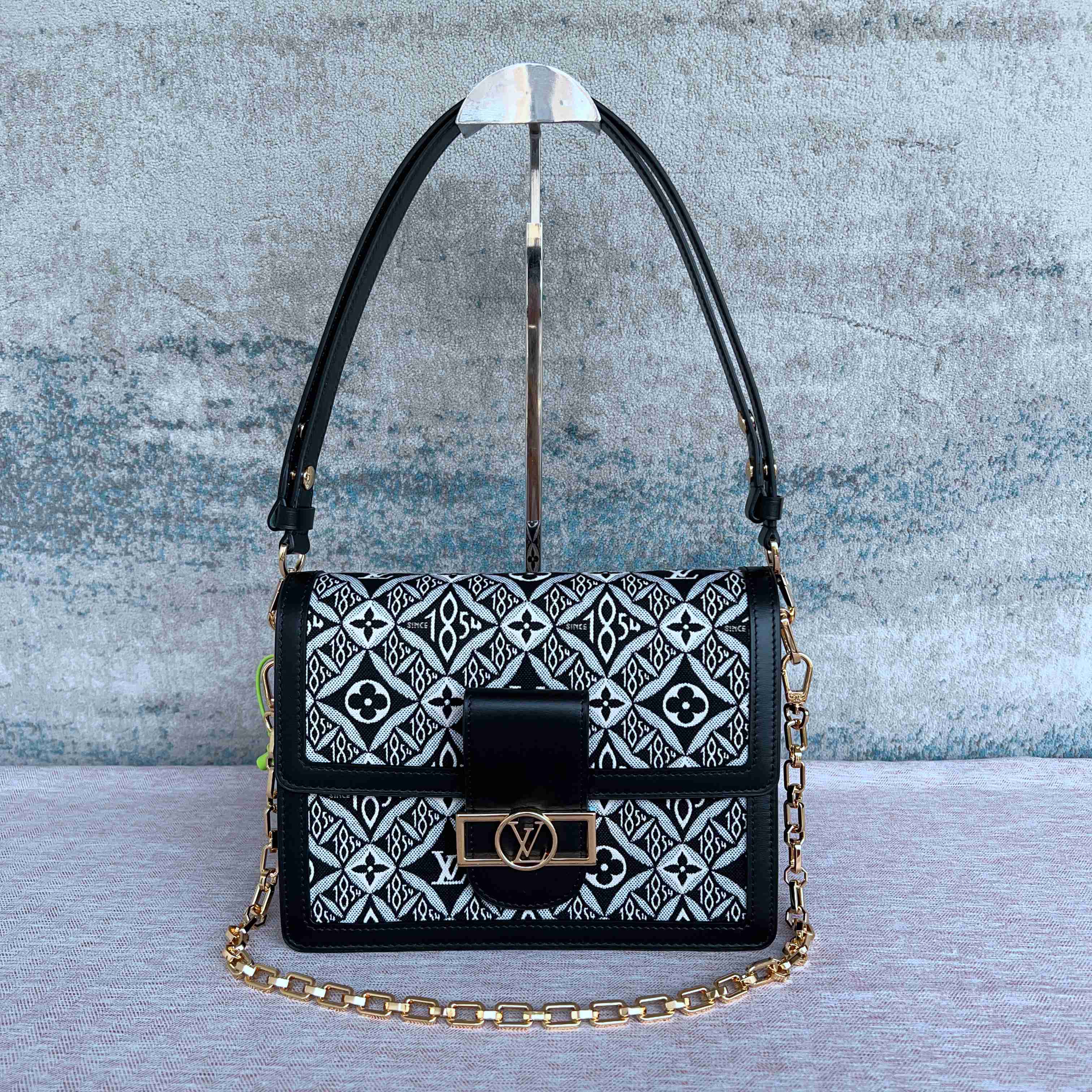 LV Dauphine Bag M69992