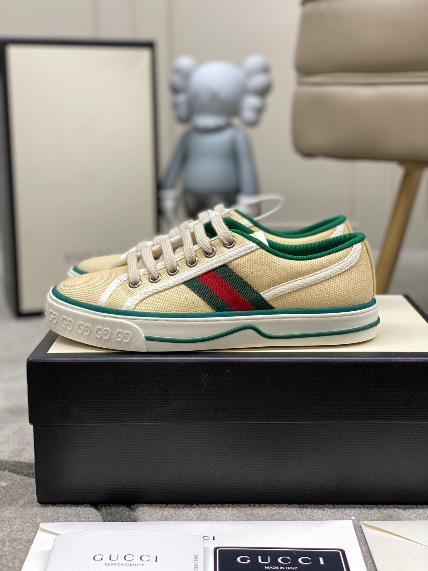Gucci shoe203