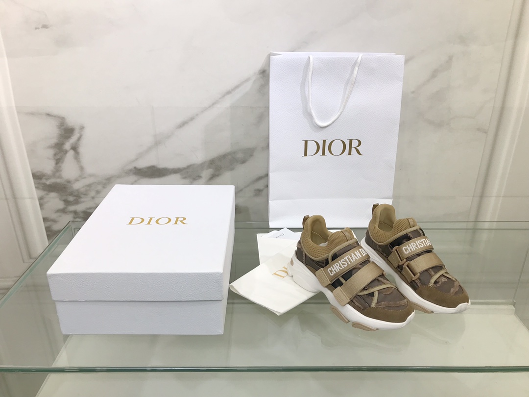 Dior shoes249