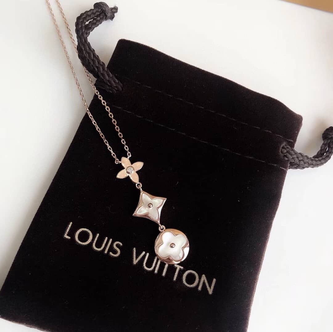 Louis Vuitton Replica Designer Necklace Cheap