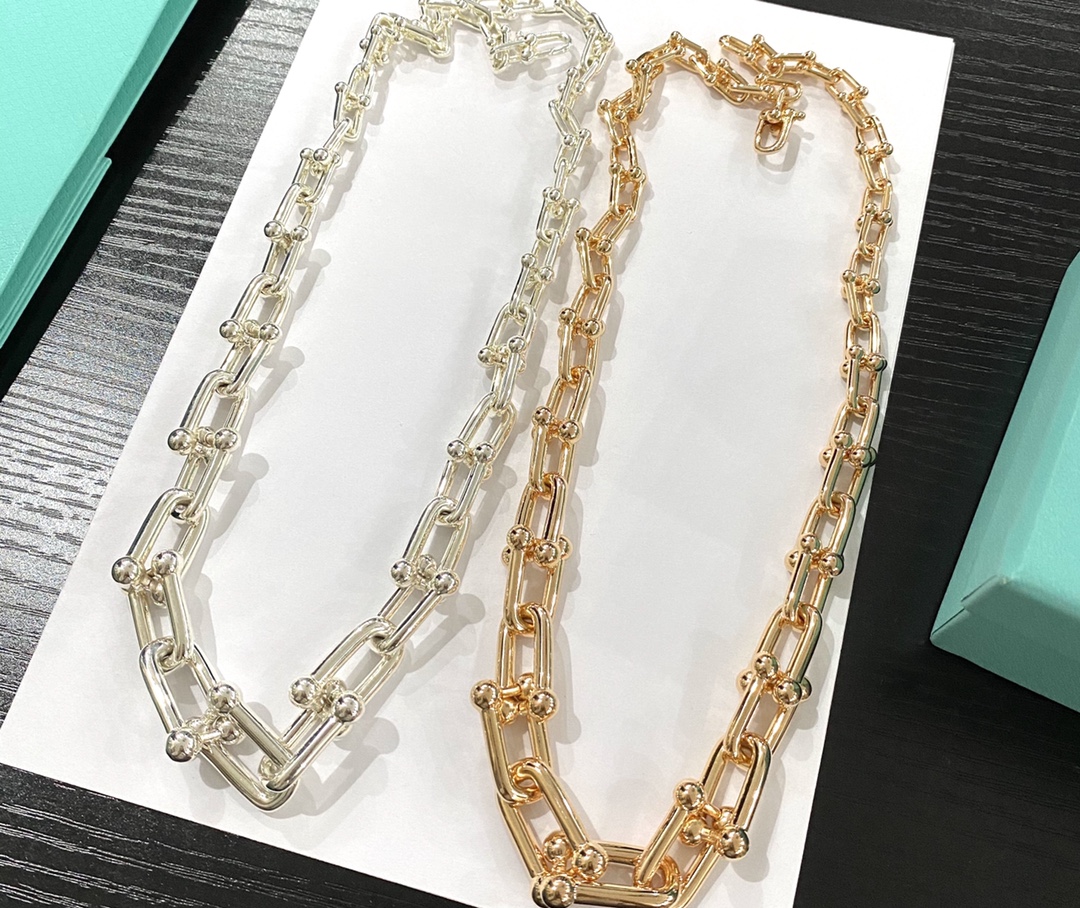 Tiffany Hardwear necklace rose gold