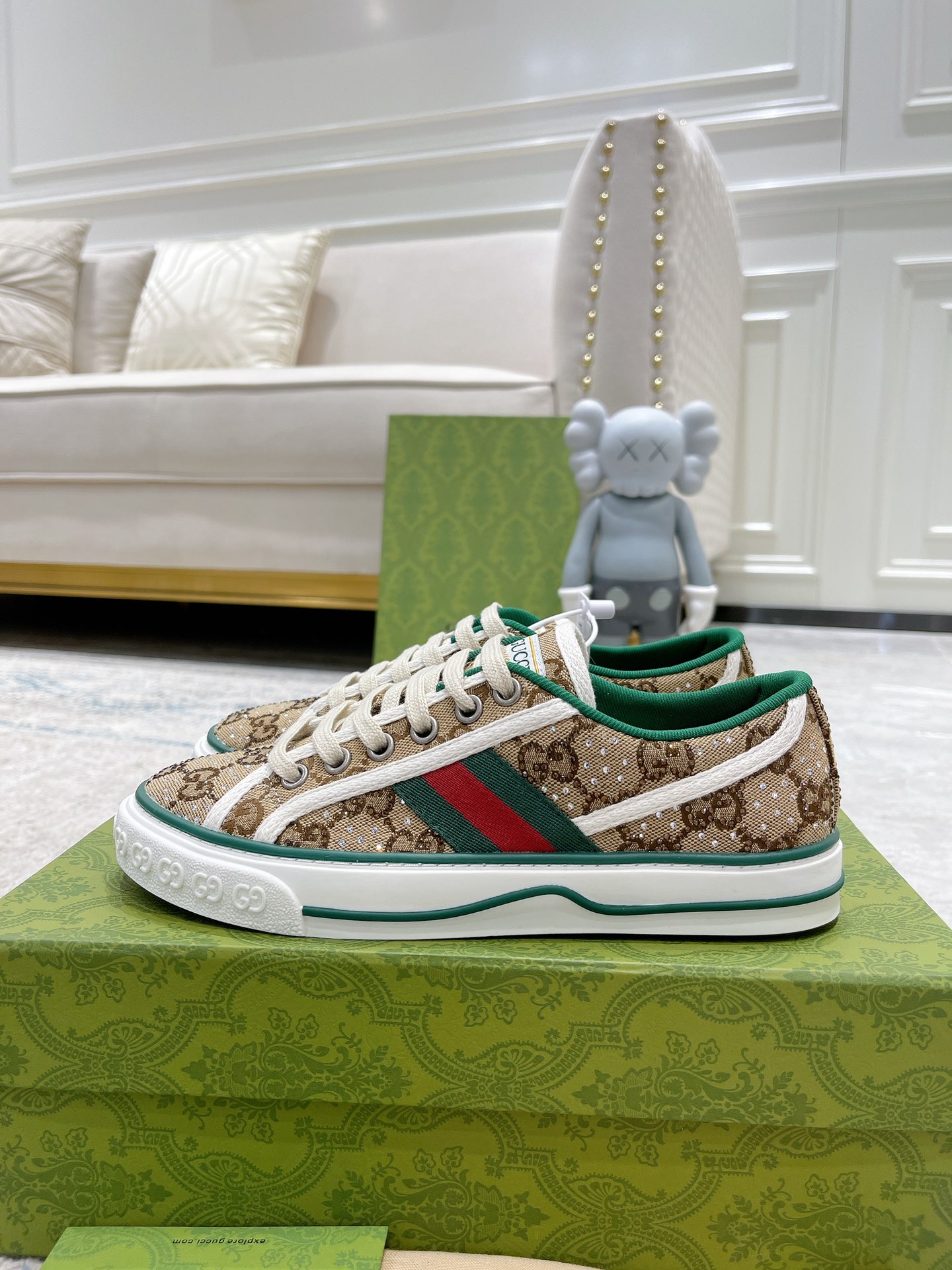 Gucci shoe141