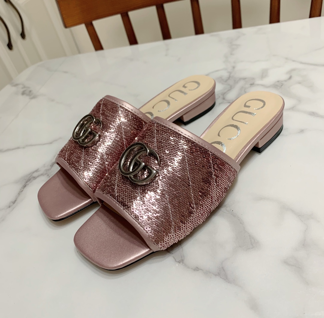 Gucci shoe408
