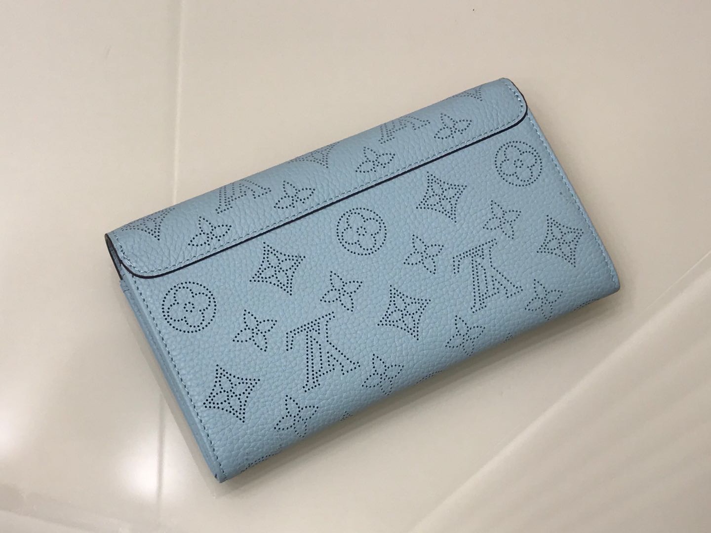 LV Iris Wallet M60144