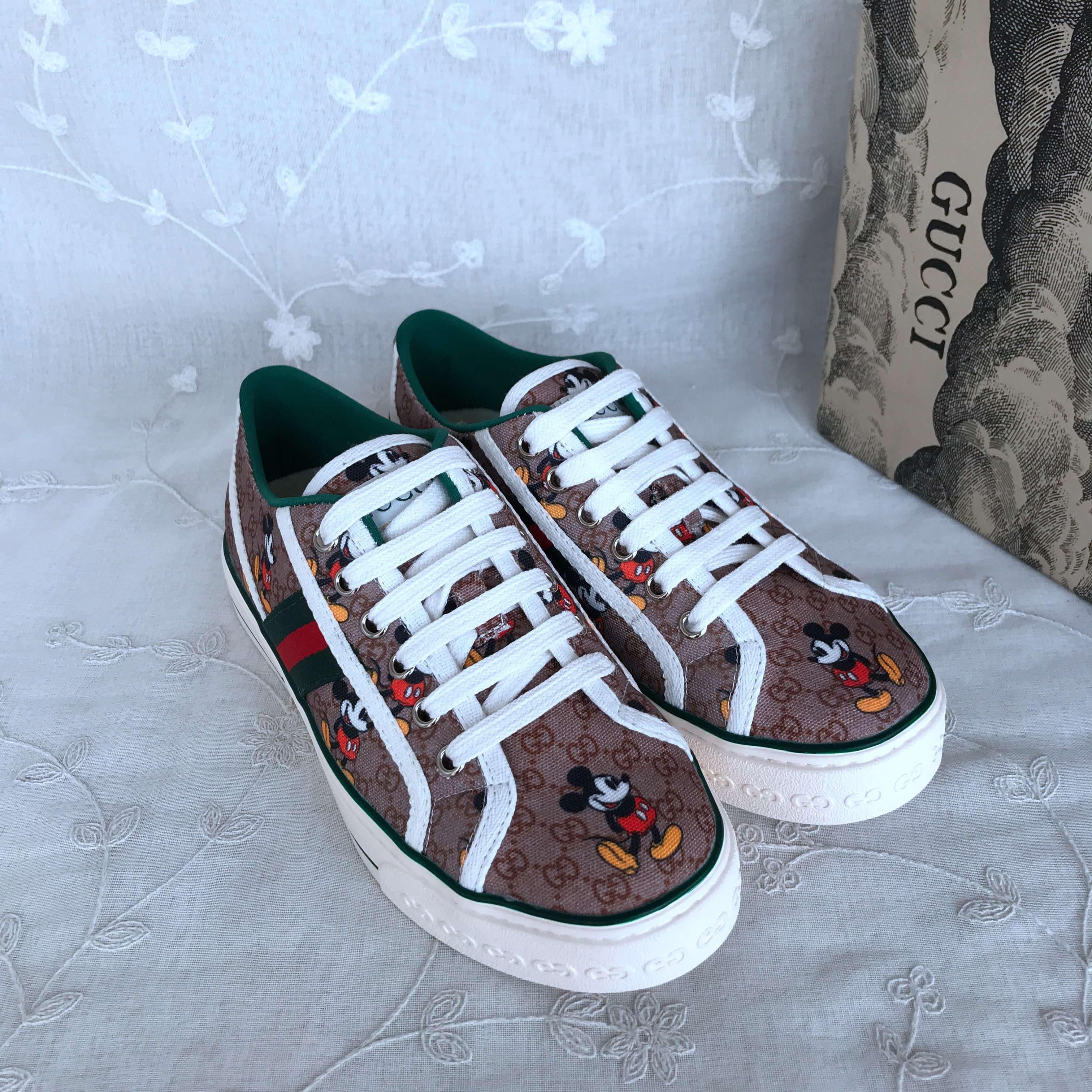 Gucci Casual Shoes 861860