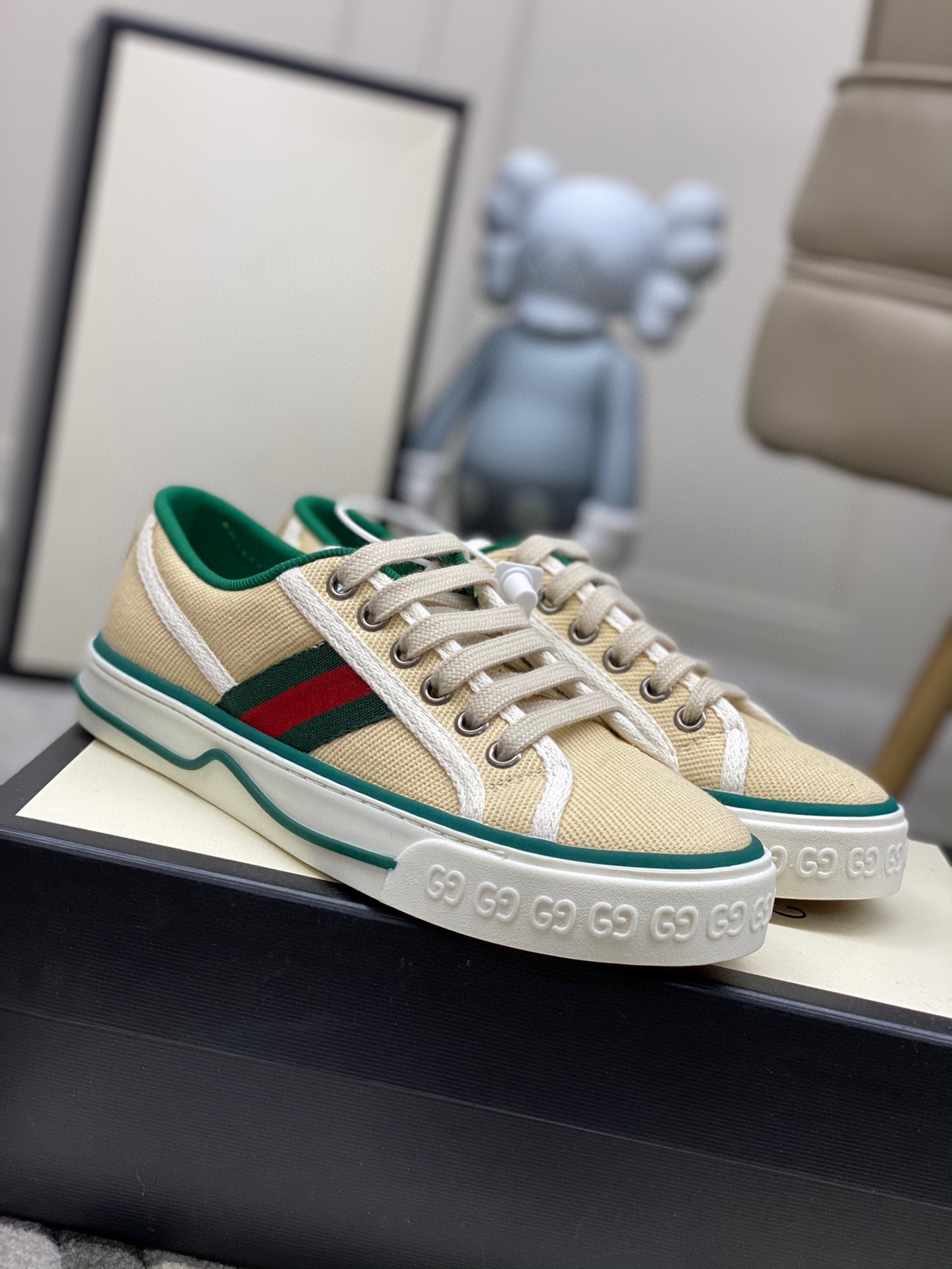 Gucci shoe203