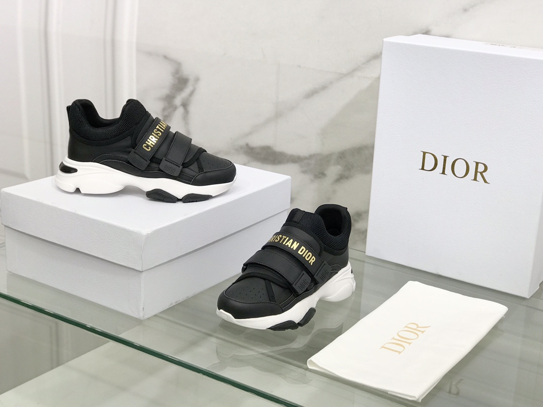 Dior shoes243