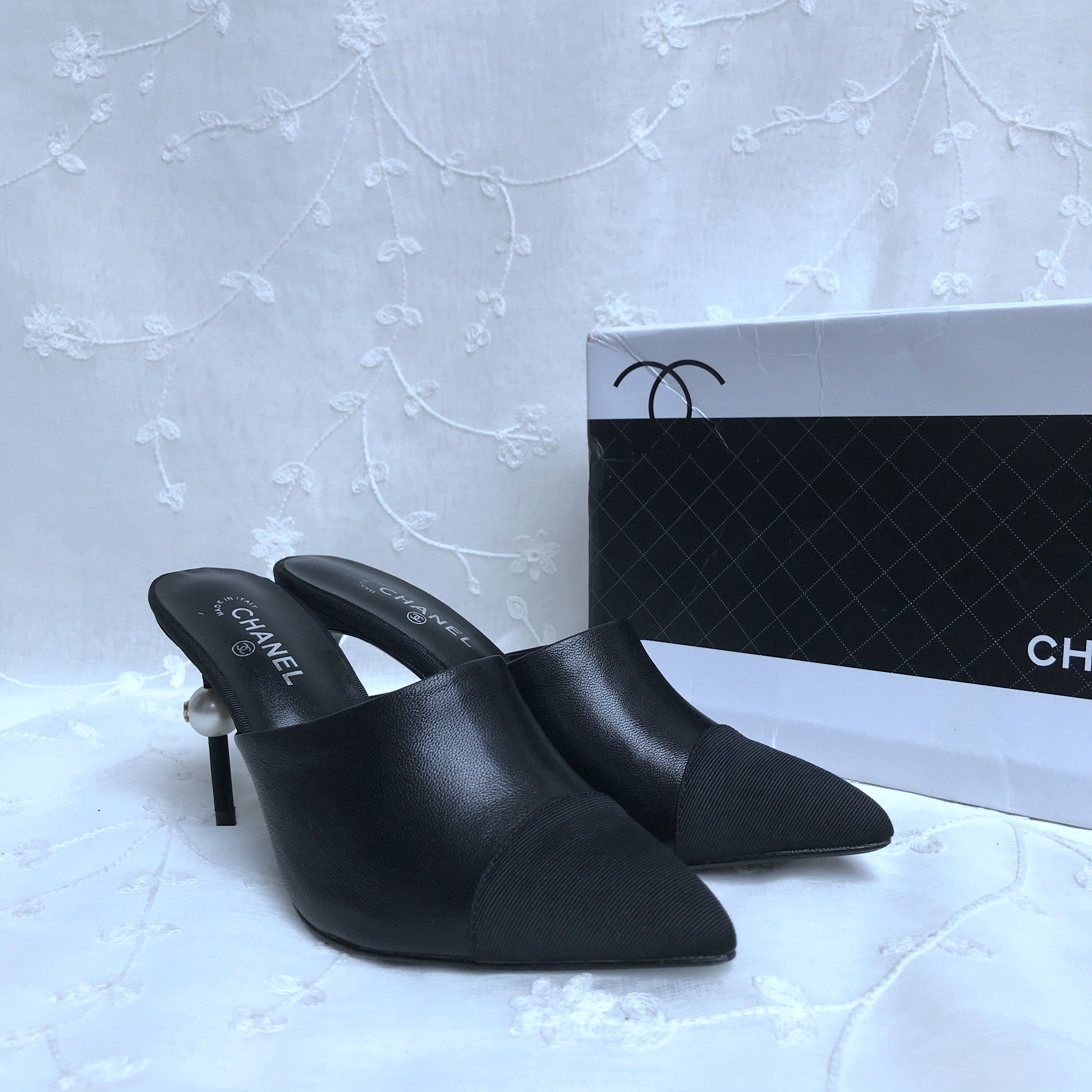 CC Heel Slippers Shoes 451779