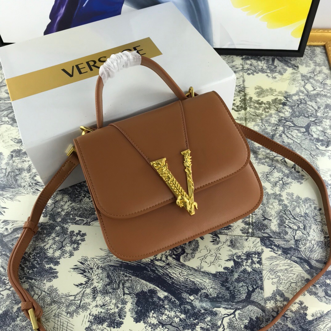 Versace AAA Quality Messenger Bags #784897