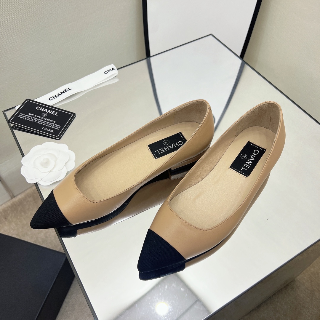 Chanel Shoes497