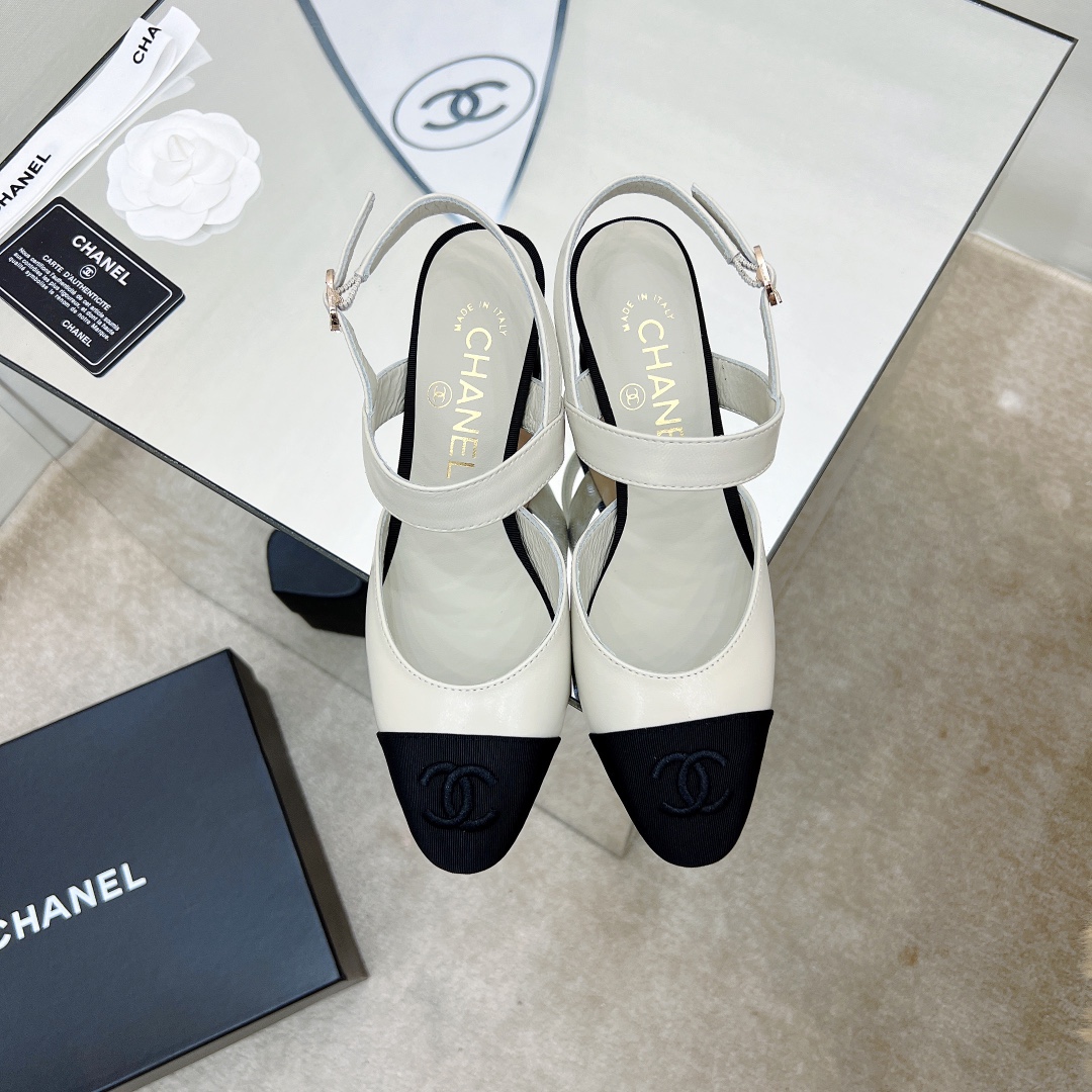 Chanel Shoes146