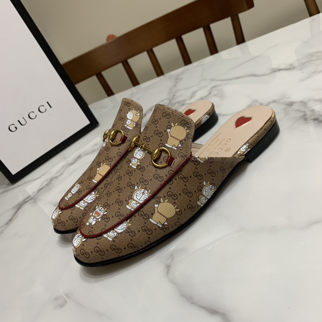 Gucci shoe342