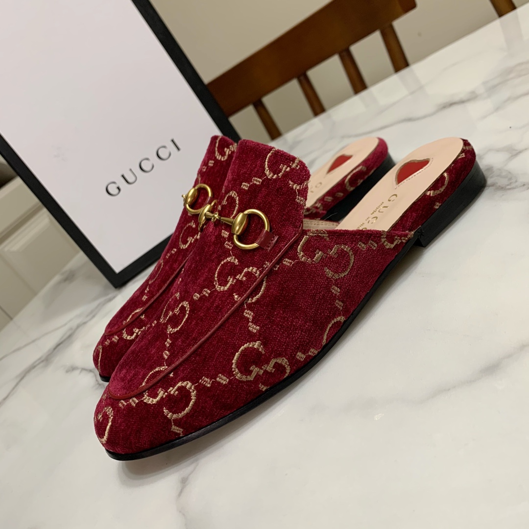 Gucci shoe329