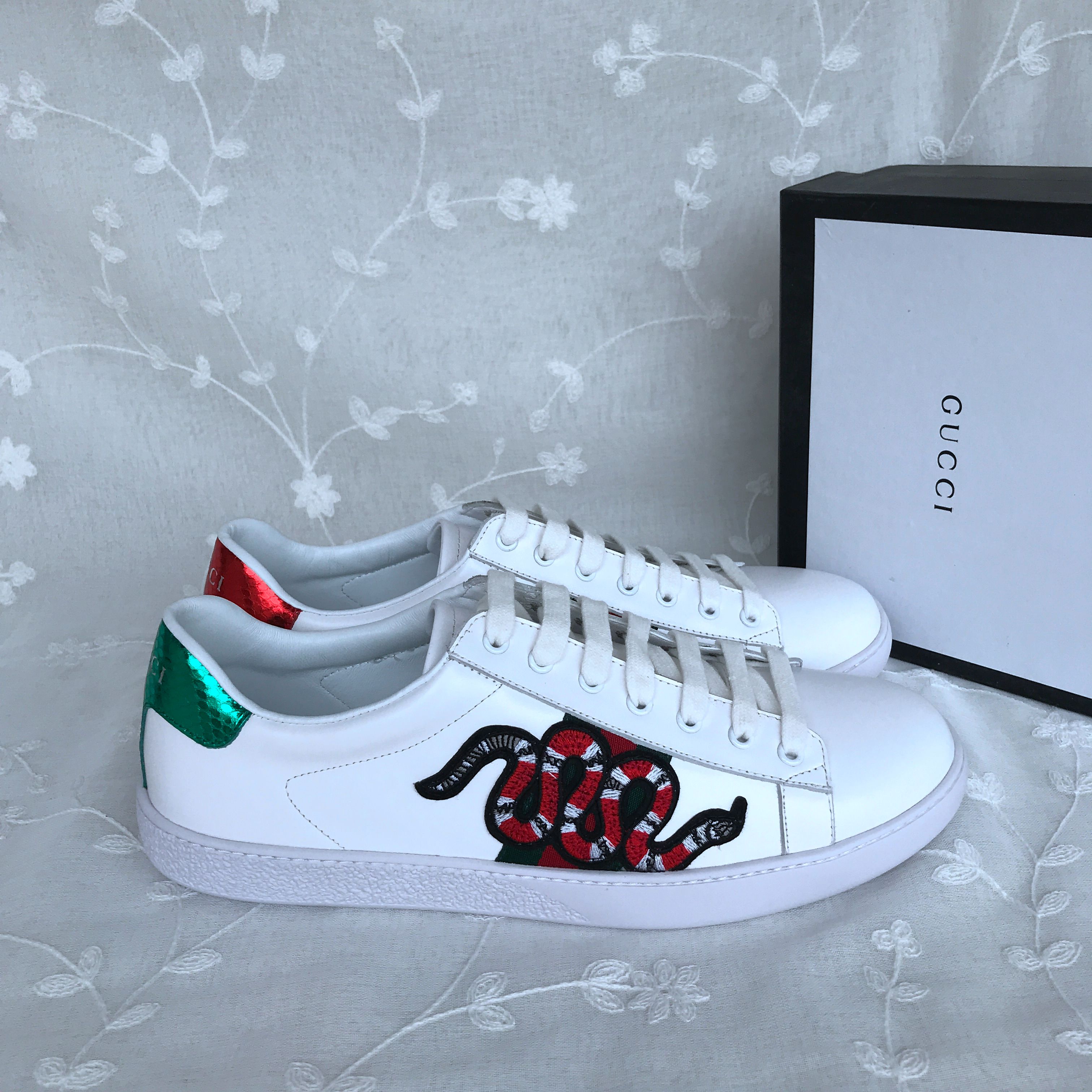 Gucci Classic Sneakers 428256