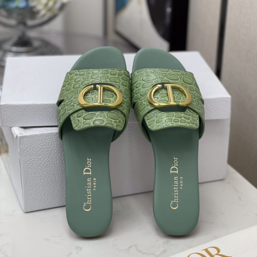 Dior shoes150