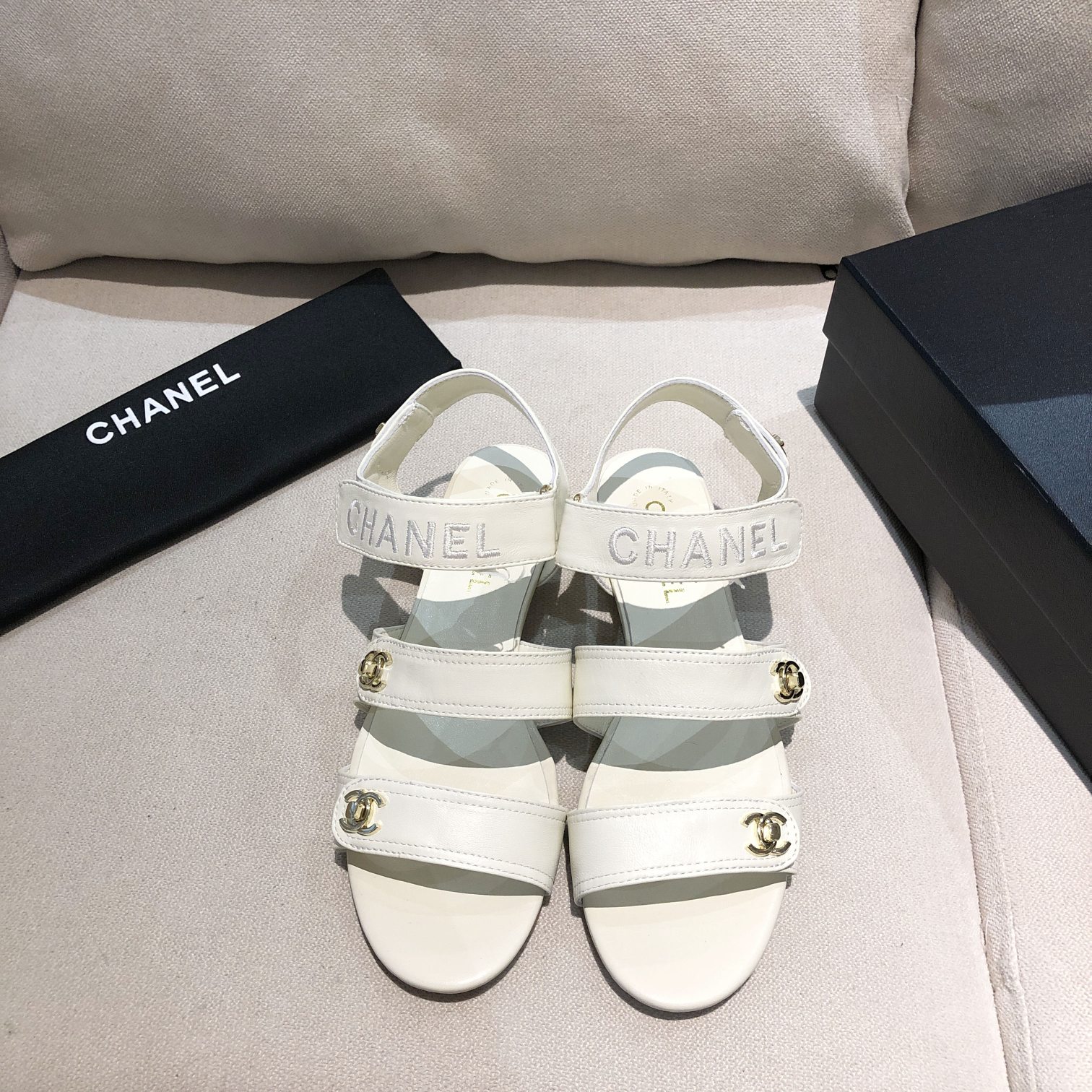 Chanel Shoes354