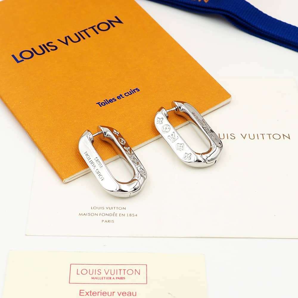 Luxury Louis Vuitton Classic AAA+ Earrings