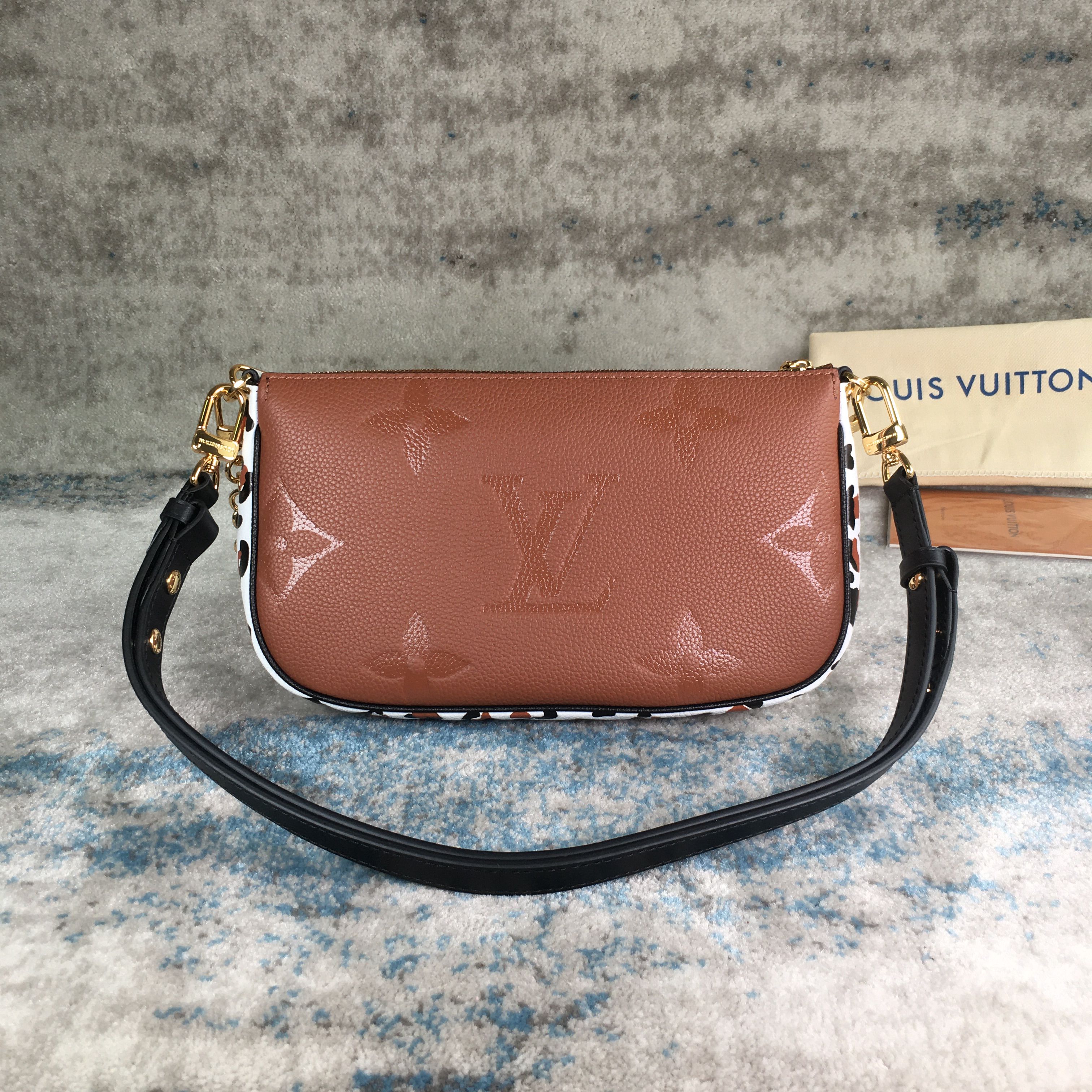 LV MULTI POCHETTE ACCESSOIRES M58520