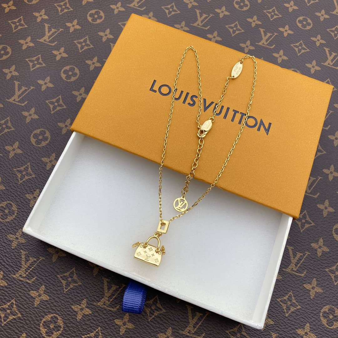 Knockoff Louis Vuitton Logo Necklace