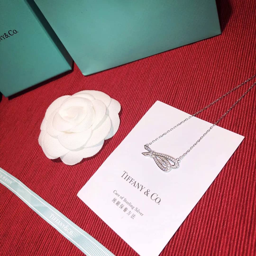Wholesale Tiffany Logo Necklace