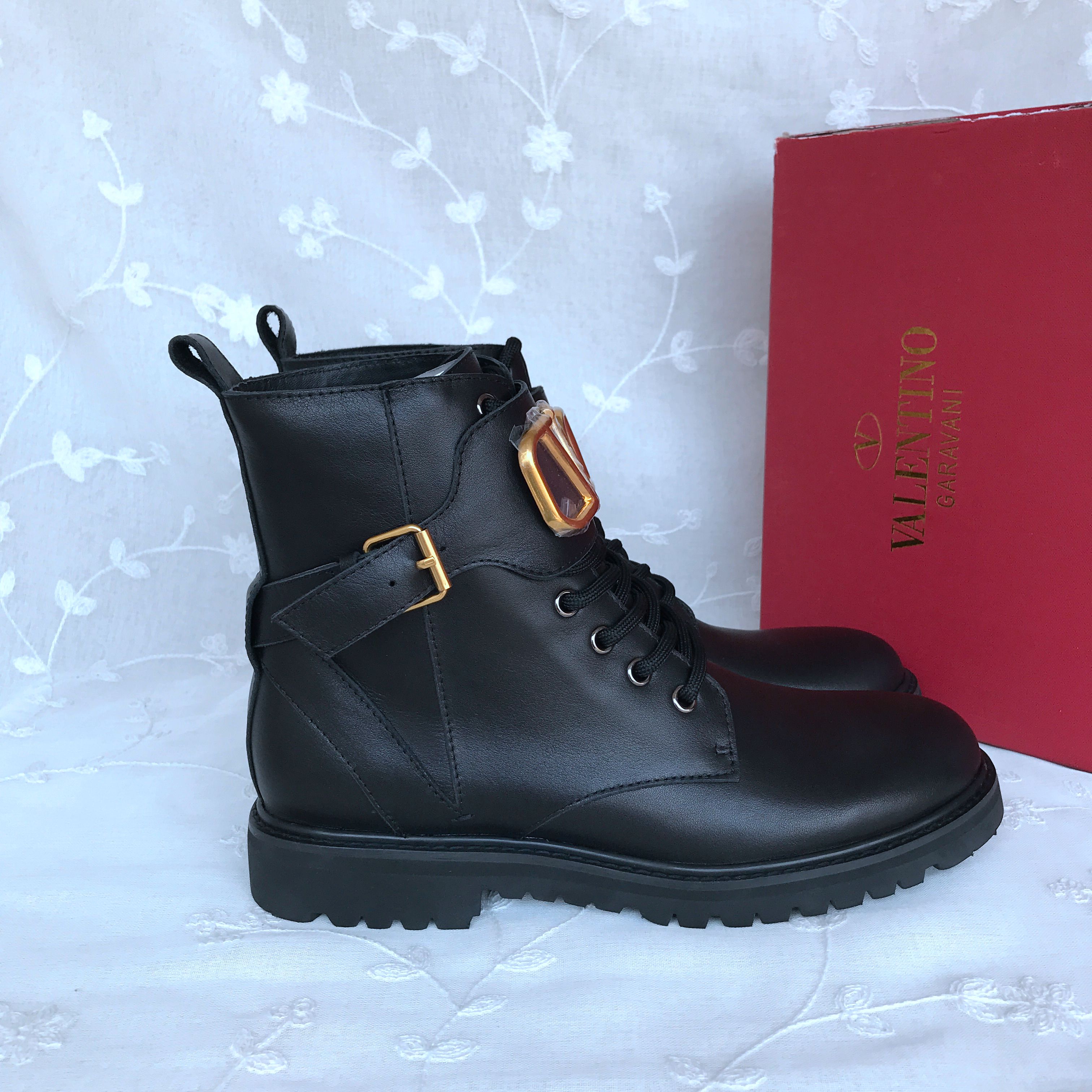 Valentino Boots 833275