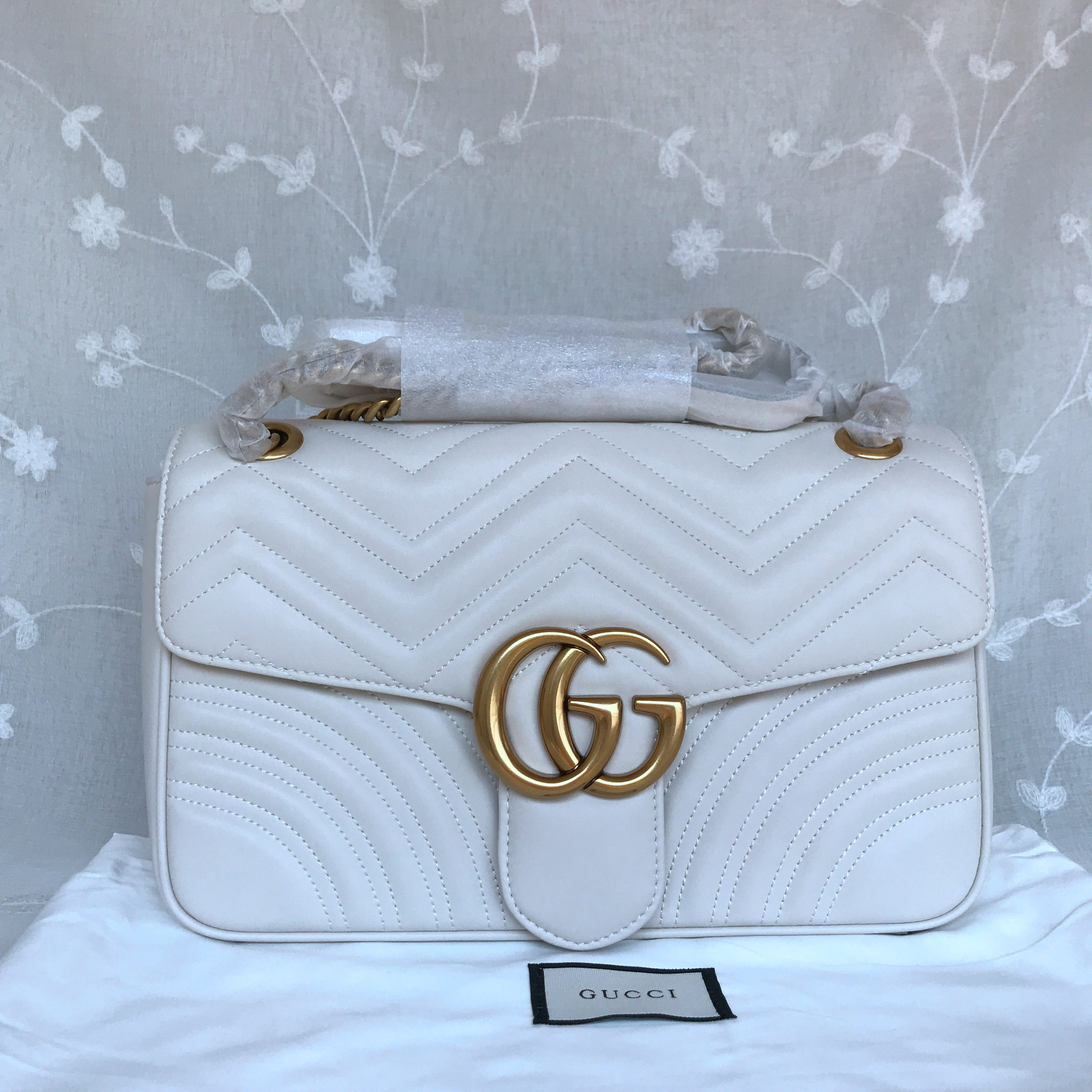 Gucci Marmont medium matelasse shoulder Bag 443496