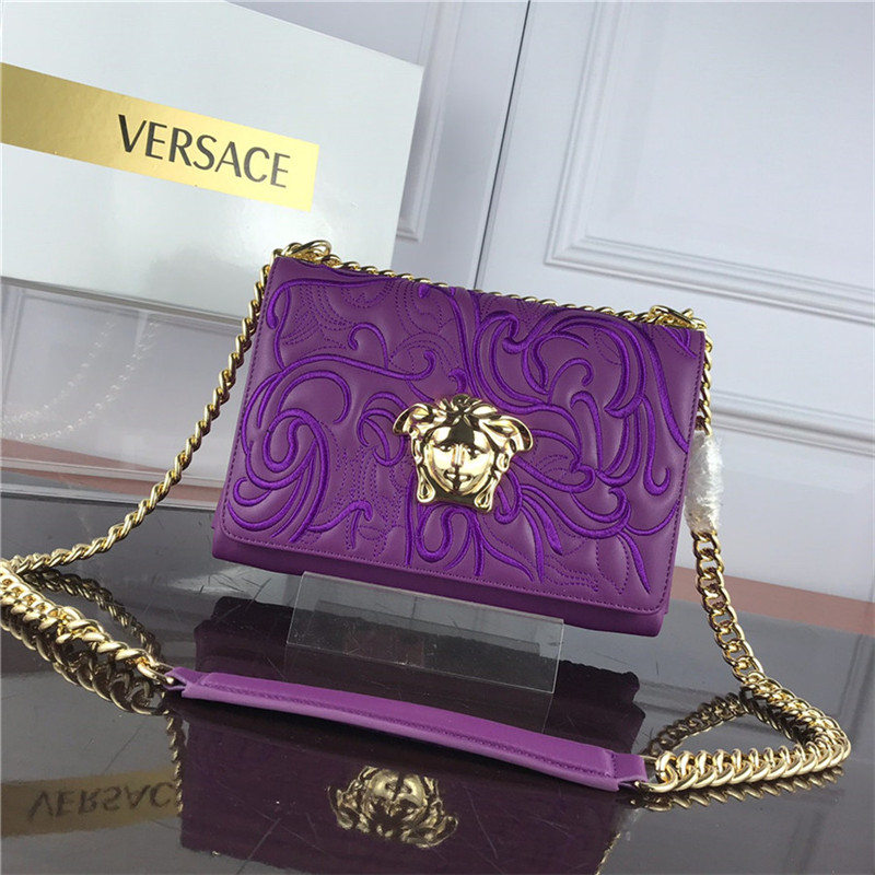 Versace AAA Quality Messenger Bags #720802