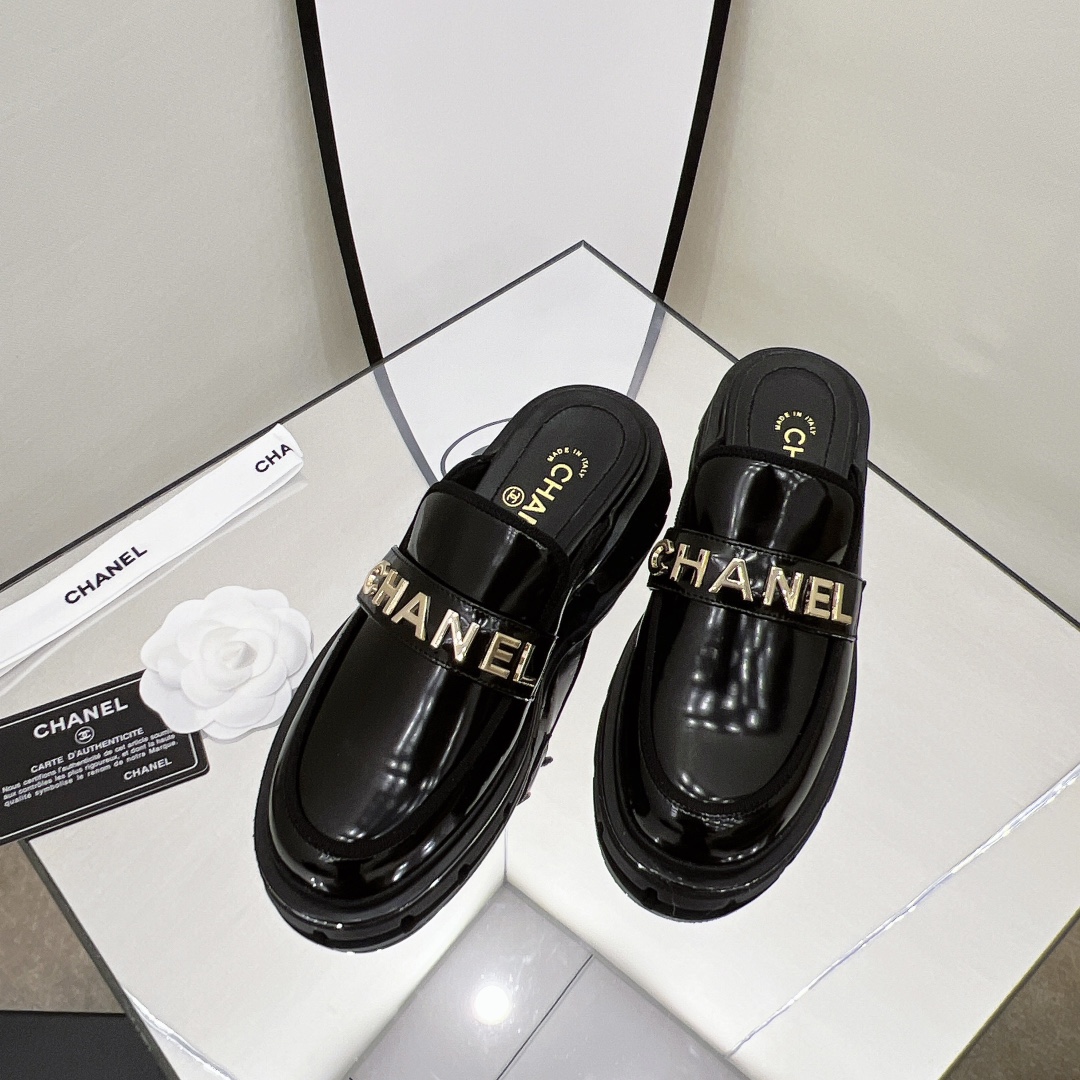Chanel Shoes121