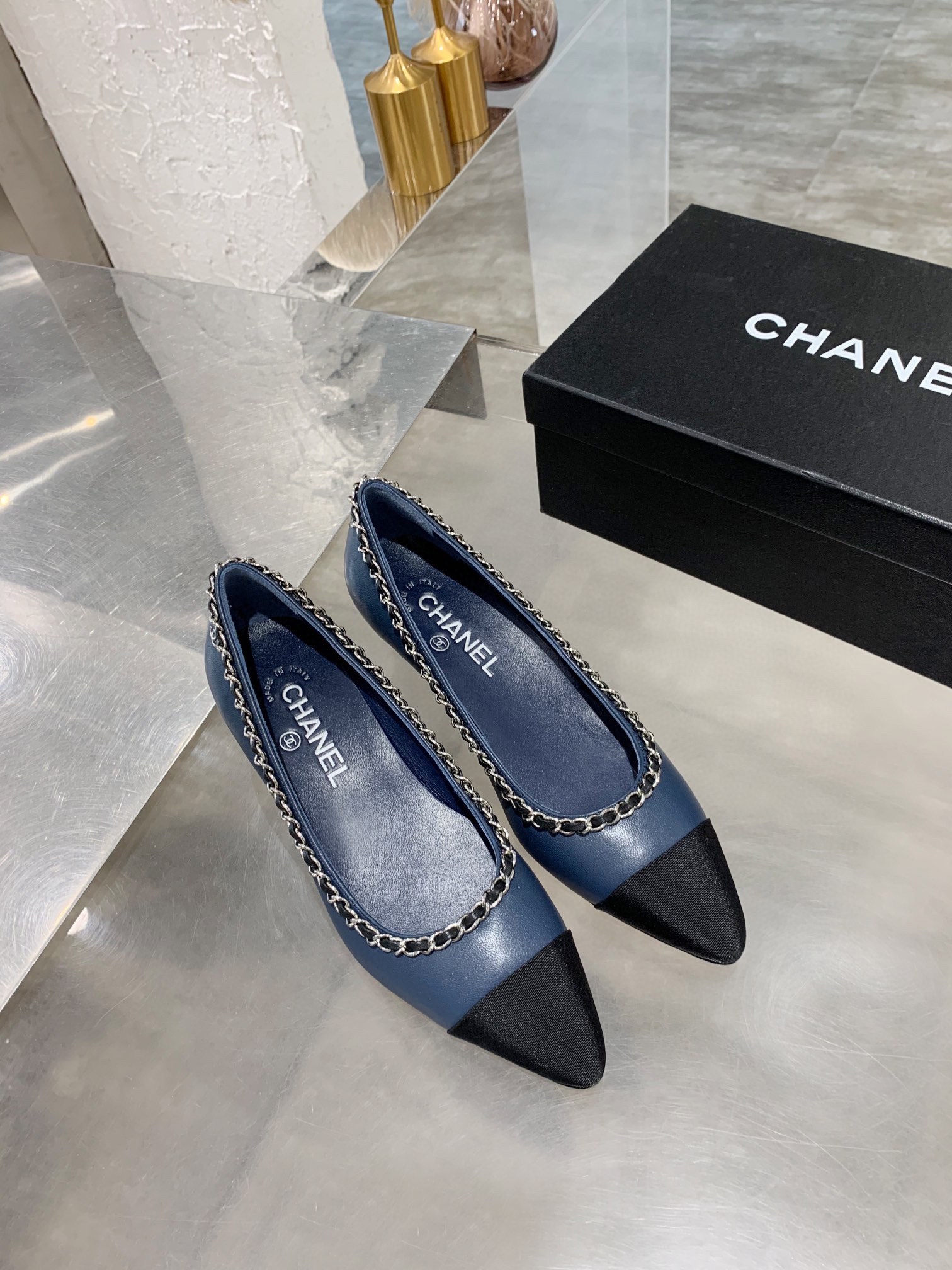 Chanel Shoes533