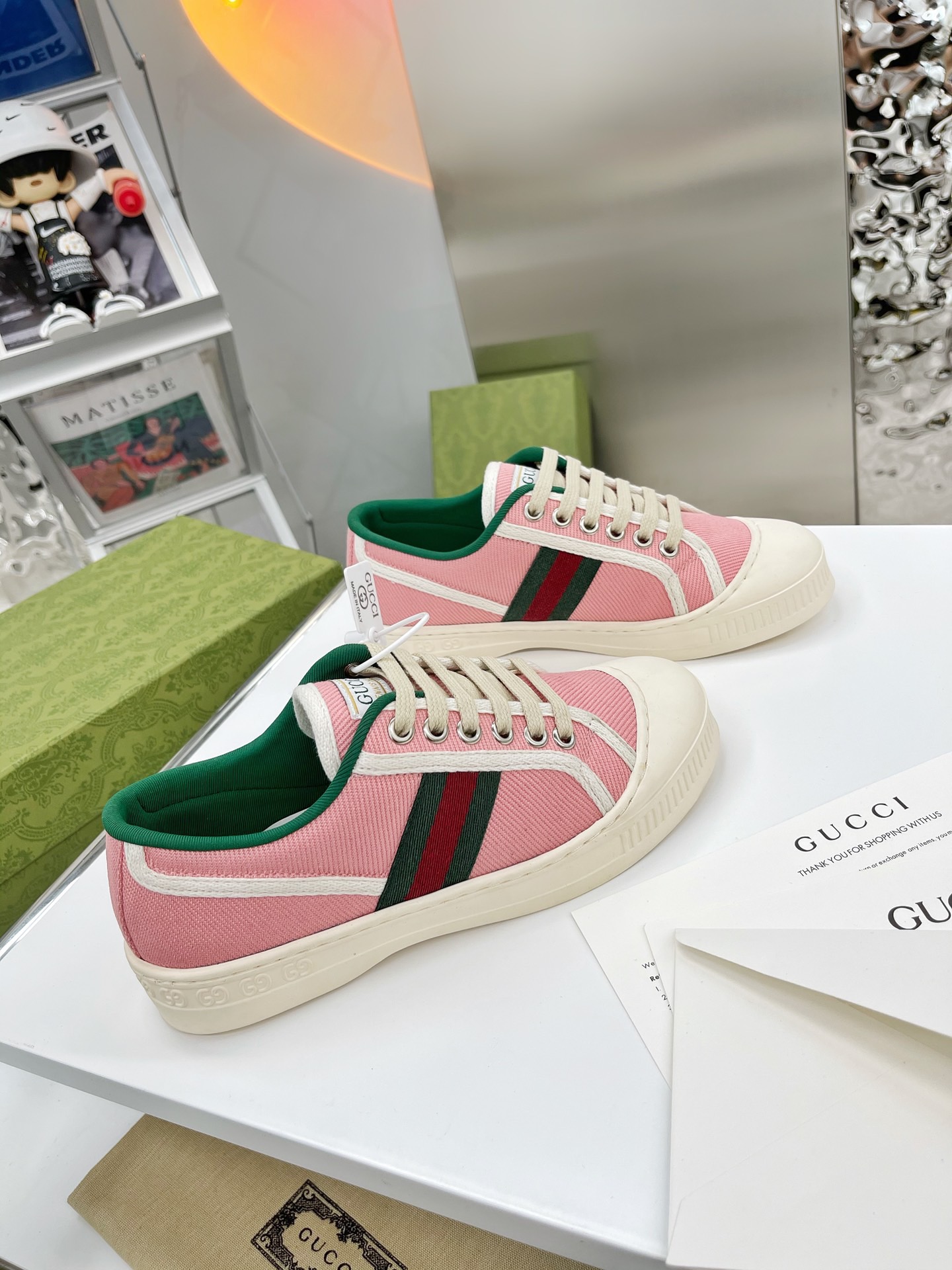 Gucci shoe171