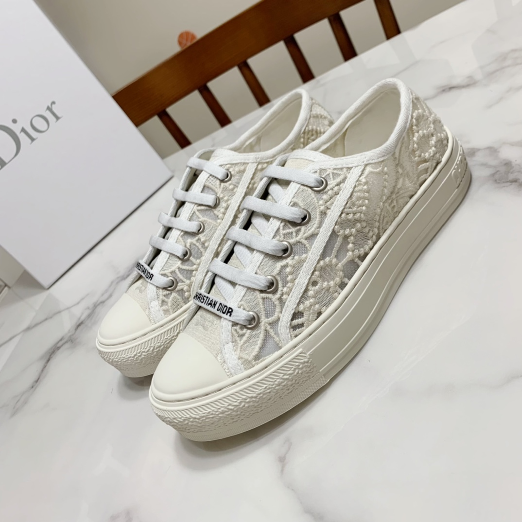 Dior shoes240