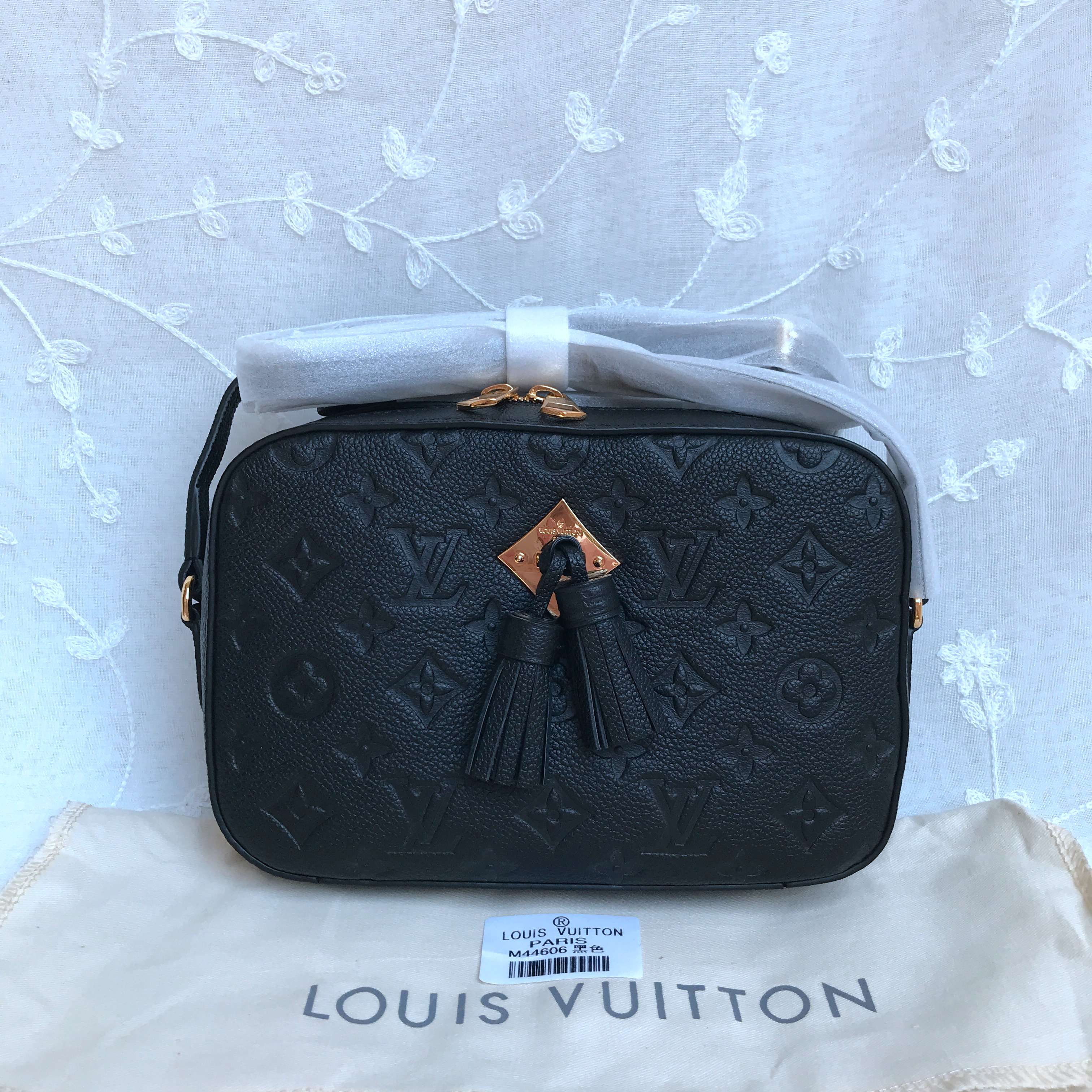LV SAINTONGE M44606