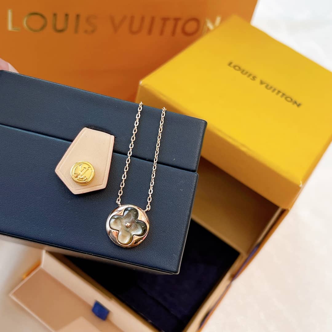 High Quality Louis Vuitton Necklace