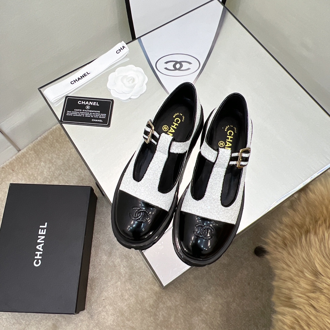 Chanel Shoes494