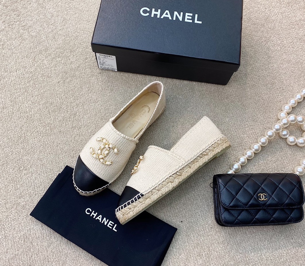 Chanel Shoes465