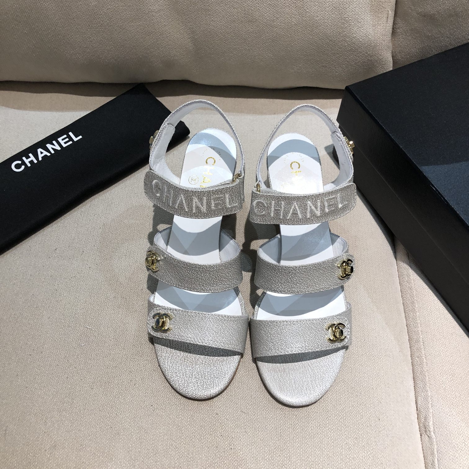 Chanel Shoes359