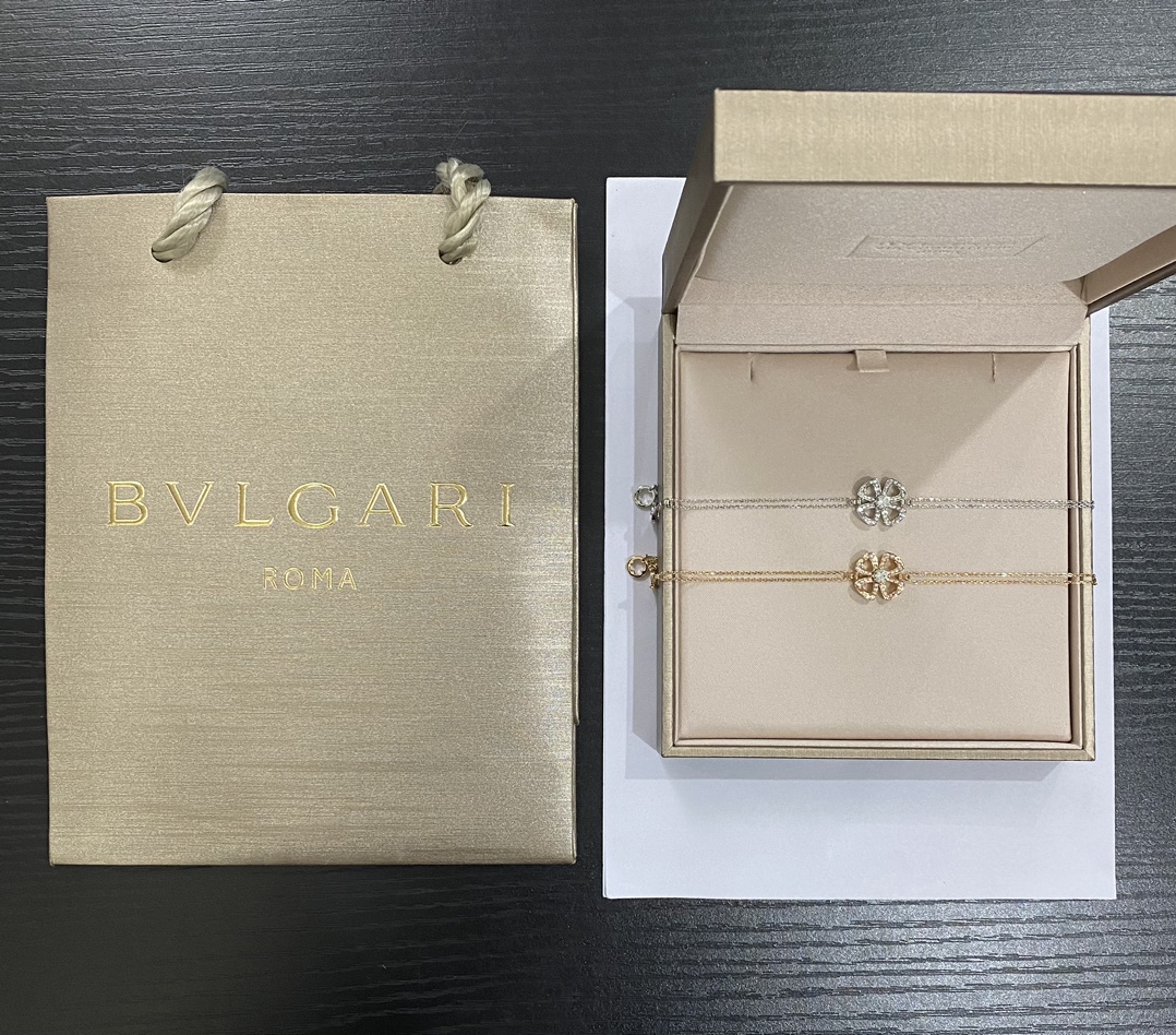 BVLGARI Fiorever series bracelet