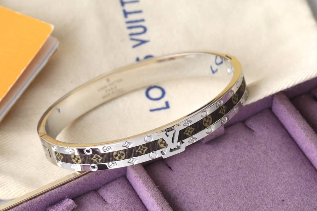 Cheap Louis Vuitton Bracelet