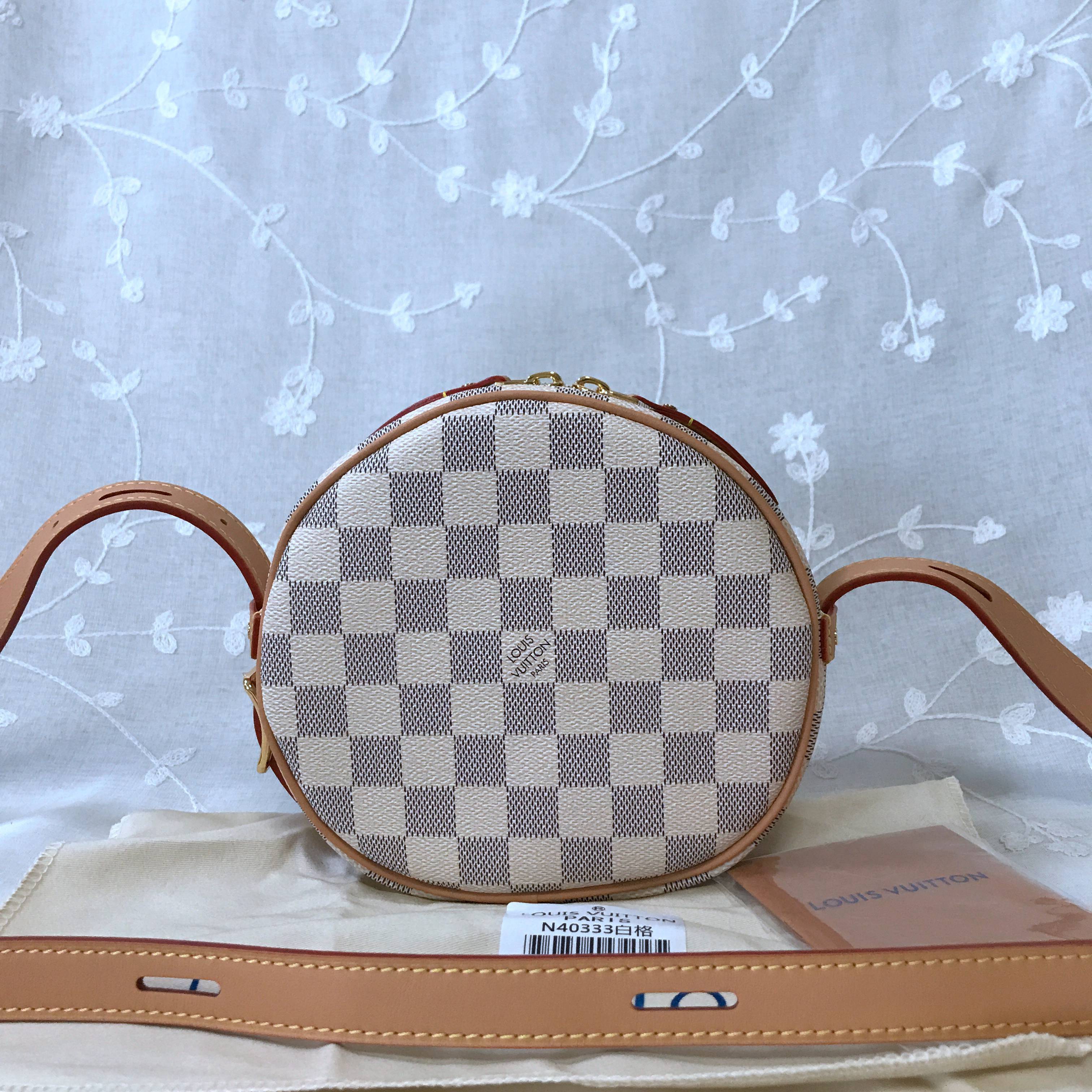 LV BOITE CHAPEAU SOUPLE PM N40333