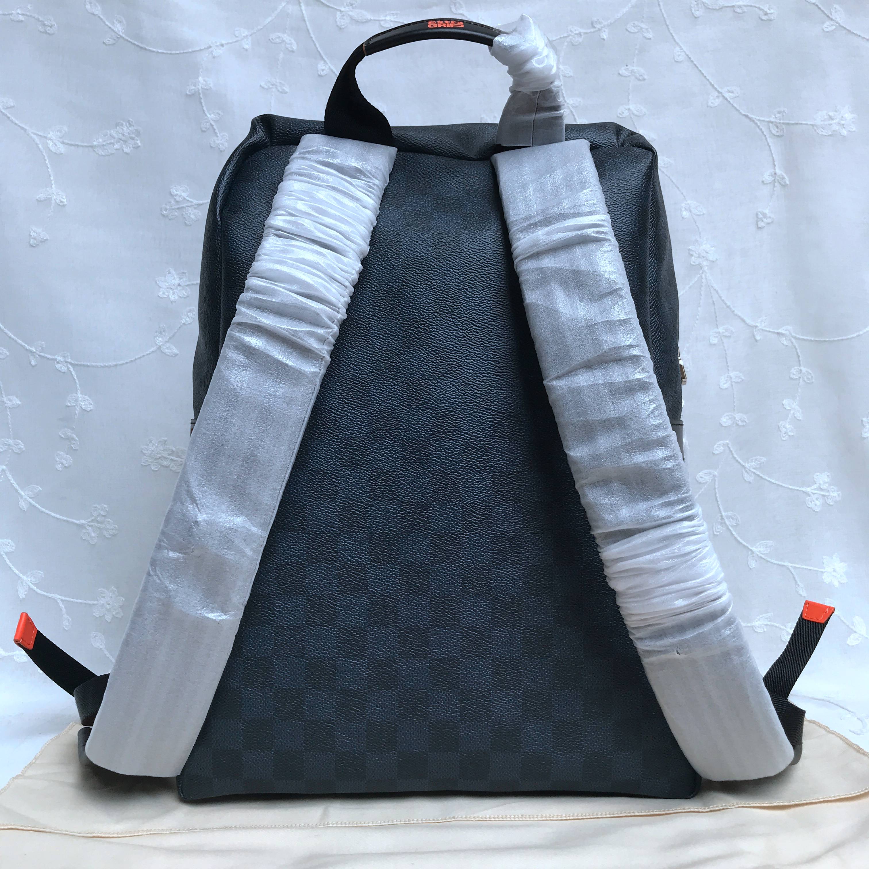LV DISCOVERY BACKPACK N40157