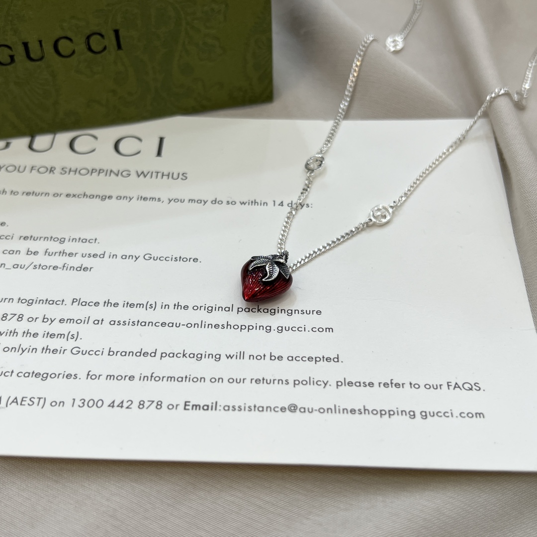 G*U 925 Sterling silver Double G Strawberry necklace