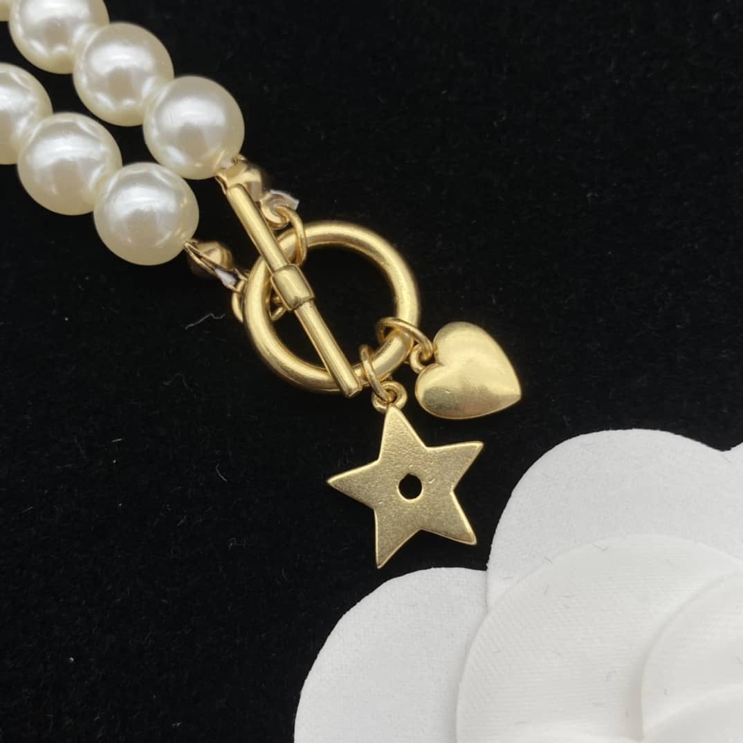 7 Star Dior Necklace