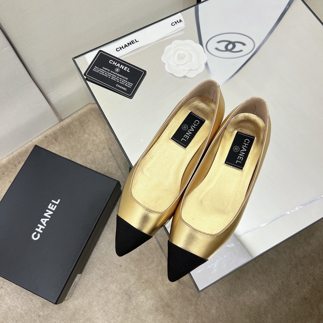 Chanel Shoes496