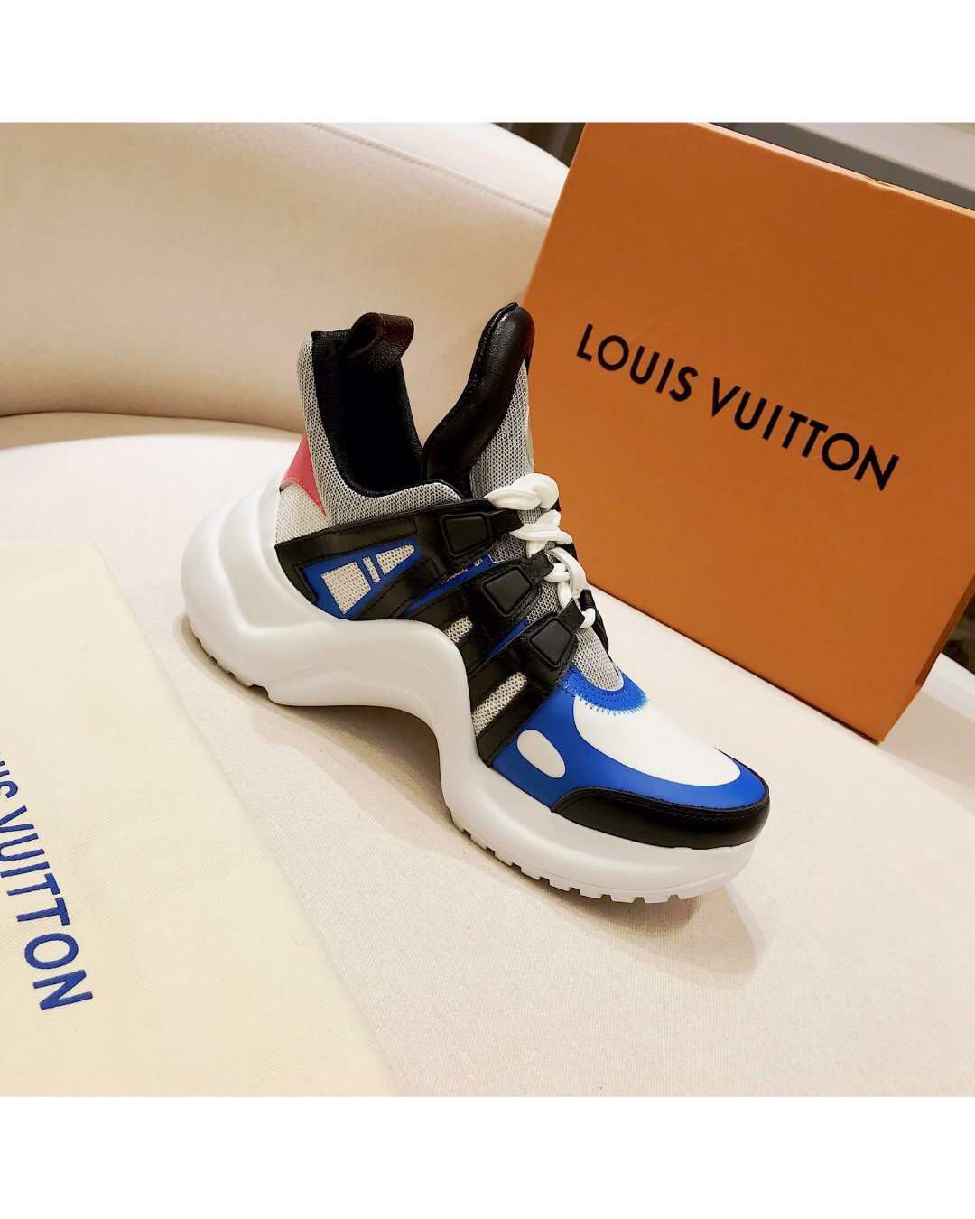 LV shoes334