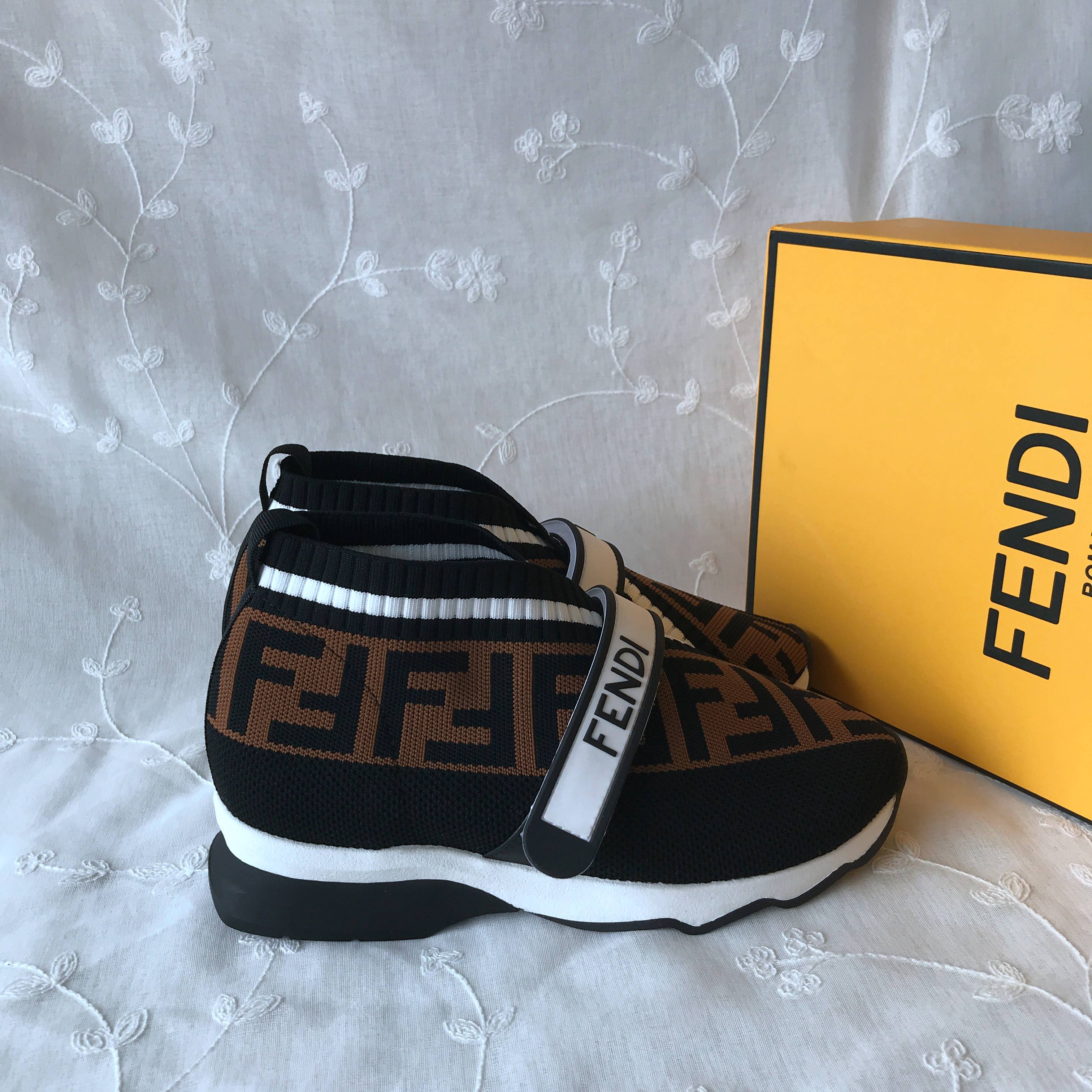 Fendi Casual Shoes 832520