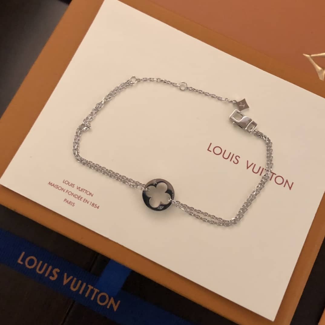 Louis Vuitton Replica Designer Bracelet Cheap